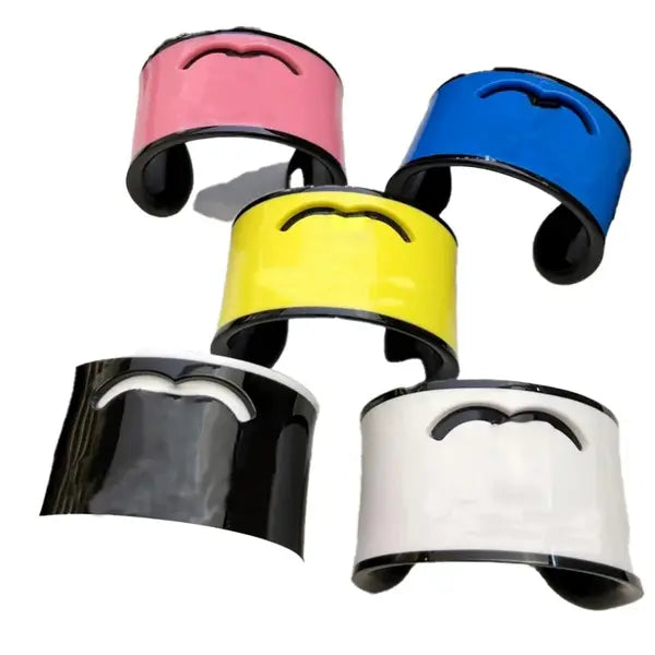 Luxury Designer letter Bracelets Jelly Letter Candy Colors Acrylic Open Women Fashion Cuff Bangle Bracelet Black White Pink Yellow Jewelry for Gift Party 5 Colors Great Shopping 4You