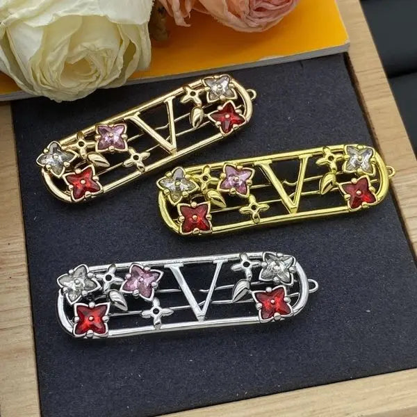 Luxury Designer Brooches Classic Brand Brooches 18K Gold Plated Colored Crystal Brooches Fashionable Men's Women's Brooches Pins Vintage Suit Brooches Couple Gifts Great Shopping 4You