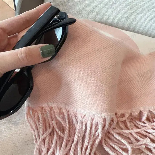 Elegant scarf Echarpe designers Scarf Scarf Designer Women's Scarves Winter Warm Shawl Fashion Patch Great Shopping 4You
