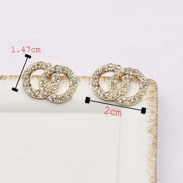 19Style Mixed Earring Simple Sier Ear Stud Famous Women Geometry Cross Round Crystal Rhie Pearl Earrings Bride Wedding Party Jewerlry Christmas Gifts Great Shopping 4You