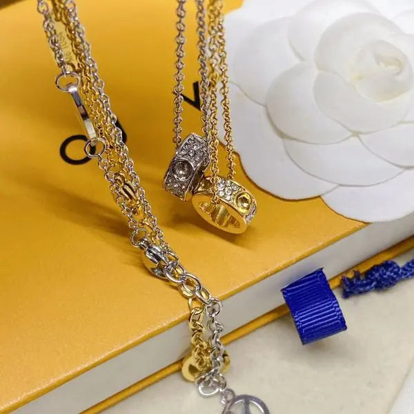 Luxurious designer-style pendant necklace high-quality material fashionable necklace Gender-neutral style Comfortable to wear Suitable for parties Great Shopping 4You