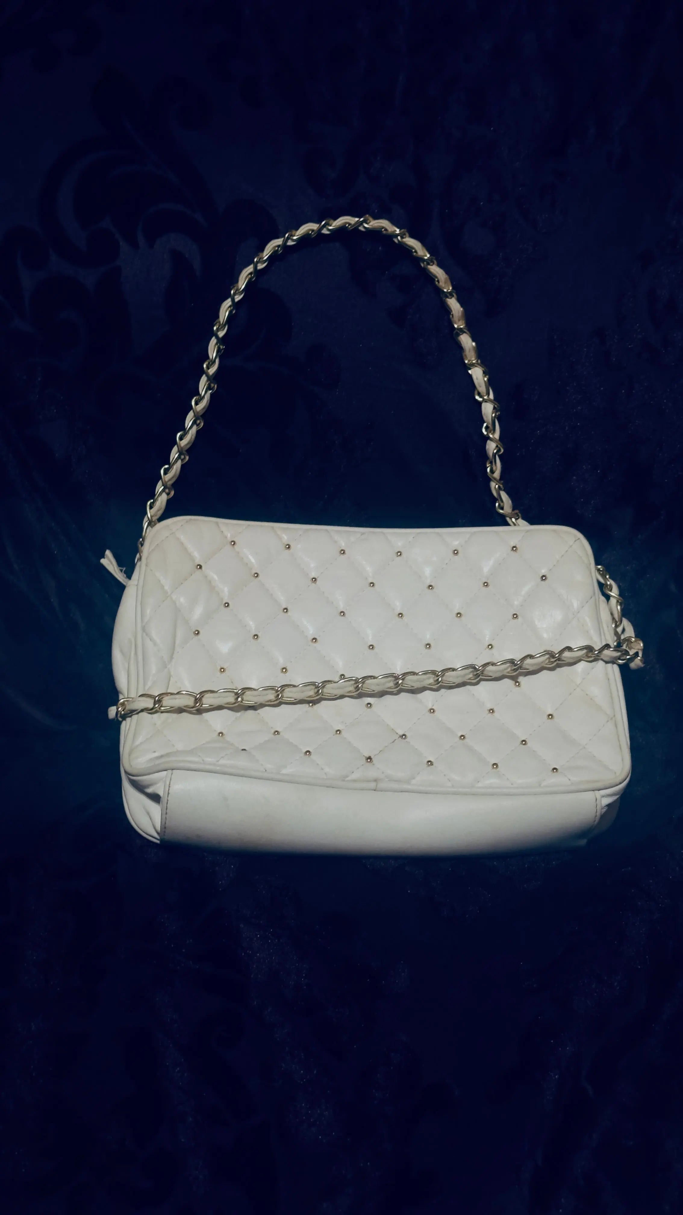 Shoulder bag
