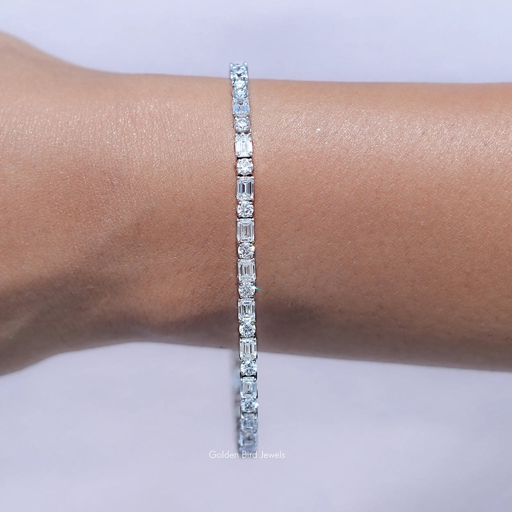 Emerald And Round Cut Diamond Tennis Bracelet