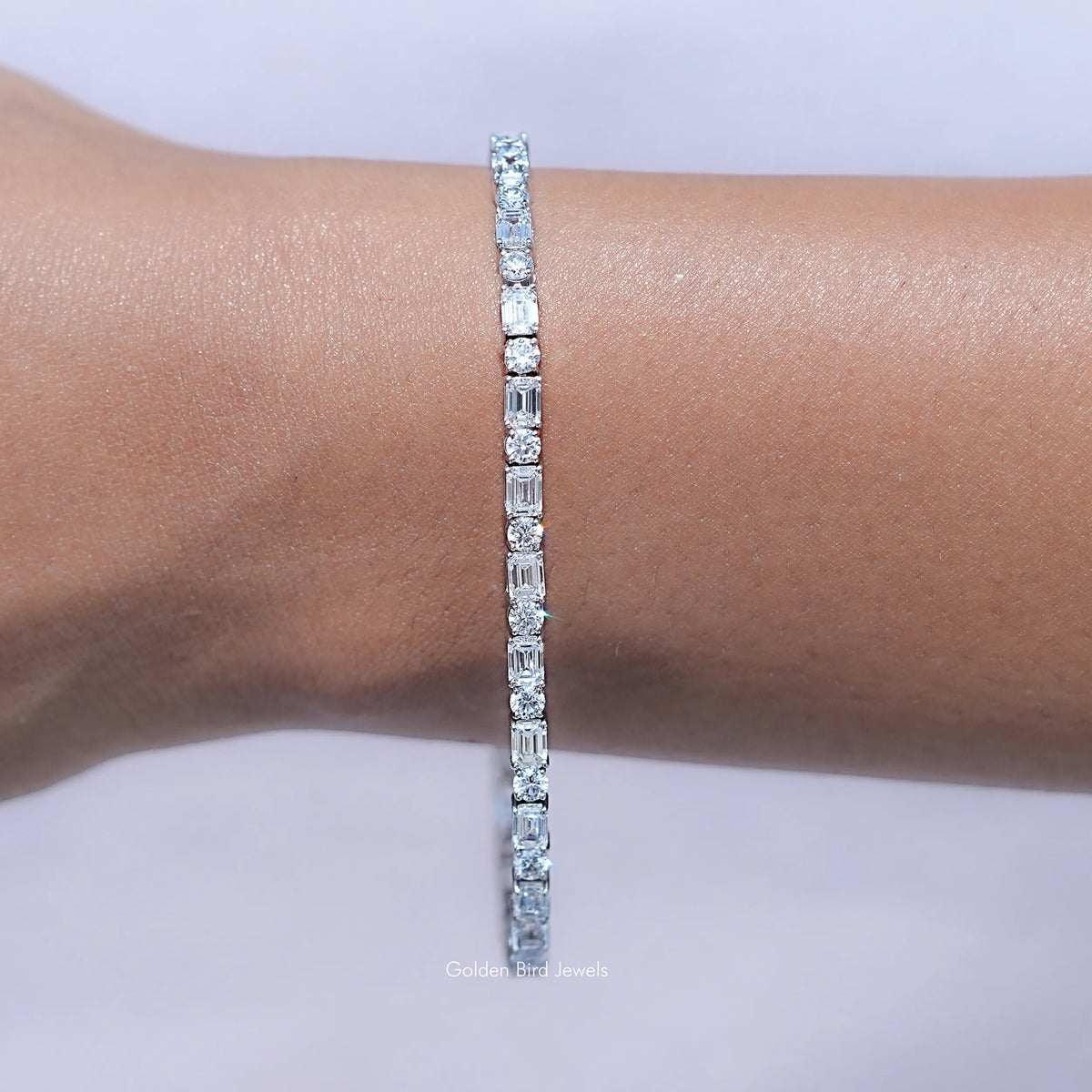 Emerald And Round Cut Diamond Tennis Bracelet