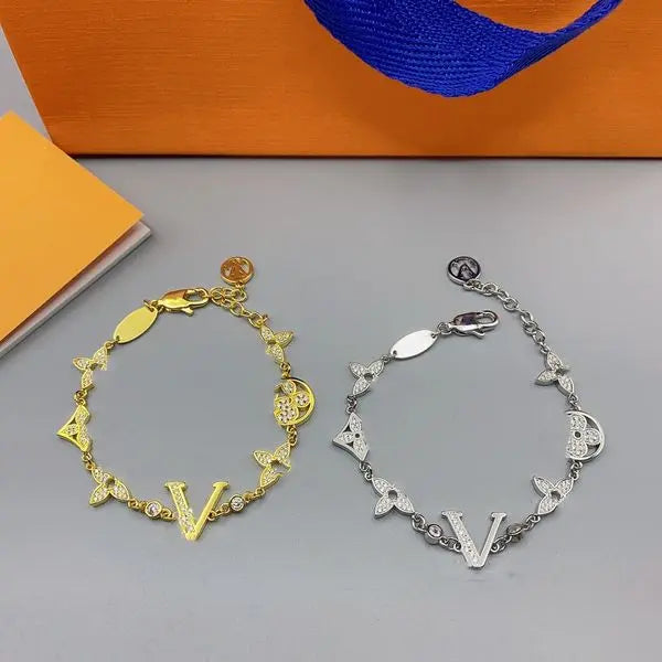 luxury designer jewelry clover bracelet Women's First Choice bracelets designer for women designer bracelet nail bracelet Great Shopping 4You
