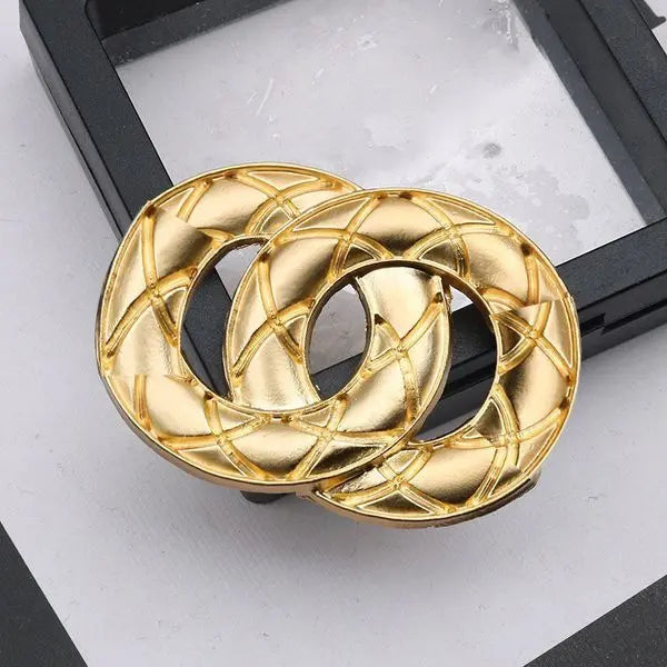 Designer Pearl Brooches Mens Womens Letter Pendant Classics Brooche Sweater Suit Brought Pin Clothing Jewelry Accessories Great Shopping 4You