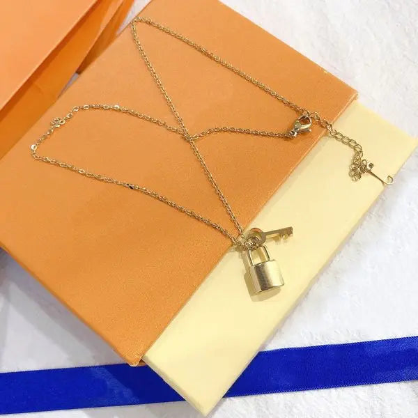 Luxury Design Necklace 18K Gold Plated Stainless Steel Necklaces Choker Chain Letter Pendant Fashion Womens Wedding Jewelry Accessories X328 Great Shopping 4You