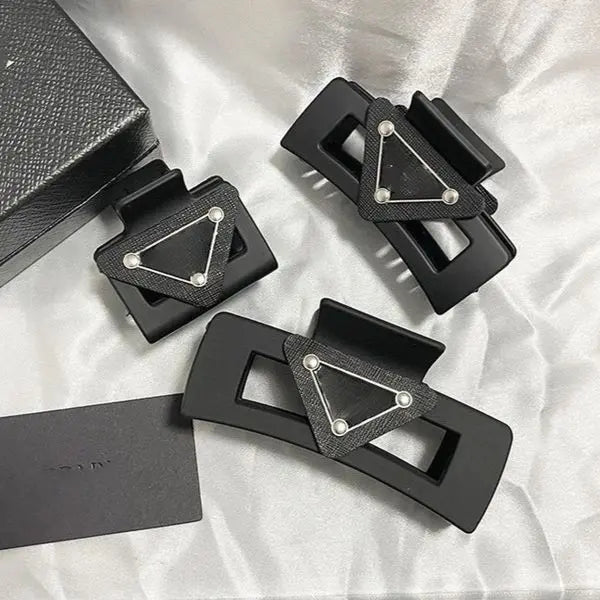 High Quality Black Barrettes Hair Clips Designer Brand Metal Hair Claw Clip Classic Letters Hairpin Hair Jewelry Hair Accessories Great Shopping 4You