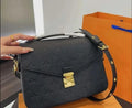 5A Women Luxurys Designers bag Embossings flower pochettes Women Handbag Messengers vintage Bags Genuine Leather METIS Elegant Womens Should Great Shopping 4You