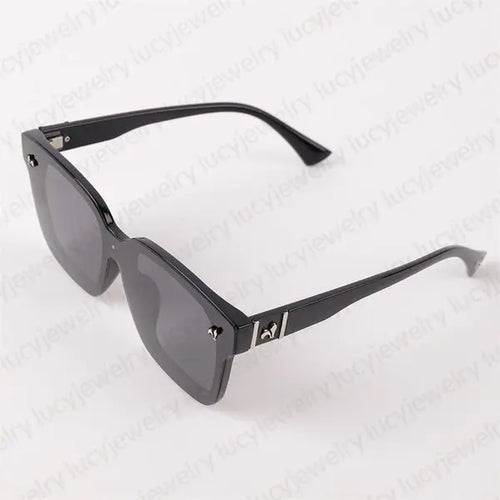 2023 New Designer Sunglass Fashion High Quality Sunglasses Women Men Sun glass Print Goggle 4 Color Option Eyeglasses Great Shopping 4You